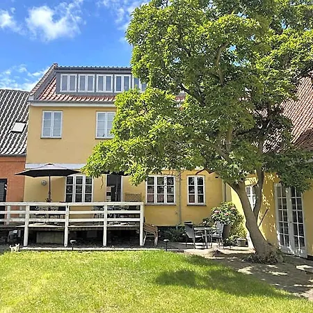 Faaborg Vandrerhjem Hotel *
